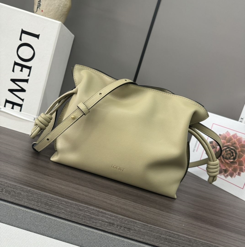 l*ew* satchel bags